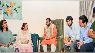 Entertainment News | Haryana CM Nayab Singh Saini Visits Late Punjabi Actor Jaswinder Bhalla's Residence to Offer Condolences to Grieving Family
