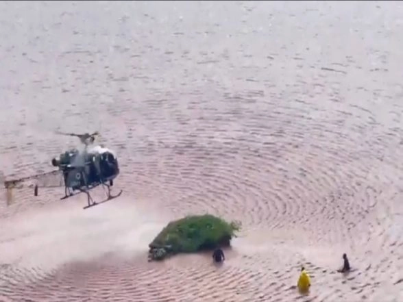 India News | Punjab: Indian Army Deploys Army Aviation Helicopters for ...