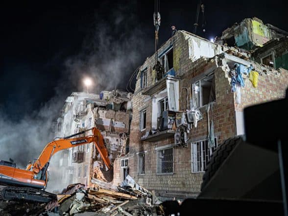 World News | 22 People Killed, Including Four Children in Russian Strike on a Residential Building Kyiv: Ukrainian President Volodymyr Zelenskyy