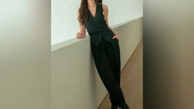 Entertainment News | Anne Hathaway Shares Old Video to Address Her Accidental Fall on  'Devil Wears Prada 2' Set