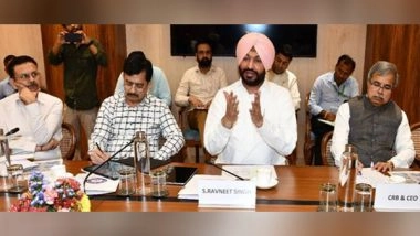 India News | Indian Railways to Commemorate 350th Martyrdom Day of Guru Tegh Bahadur; Proposals Include Special Trains, Renaming of Delhi Station