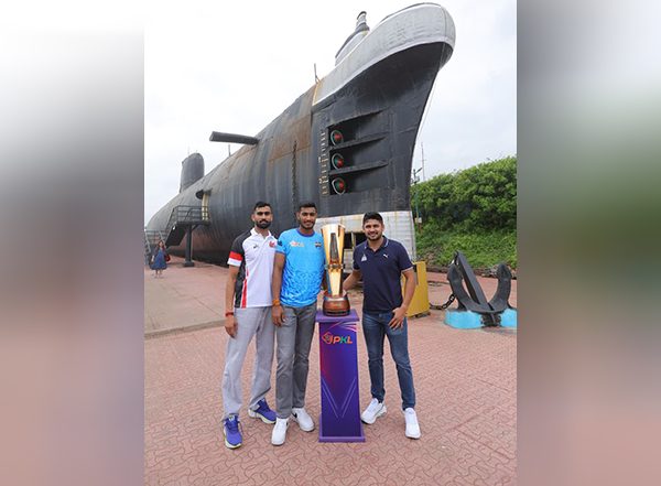 Sports News | Pro Kabaddi League Services Players Honour Naval Legacy at INS Kursura