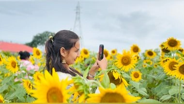 India News | KSRTC Tourism Cell Organises Onam Special Bus to Flower Fields of Karnataka's Gundlupet
