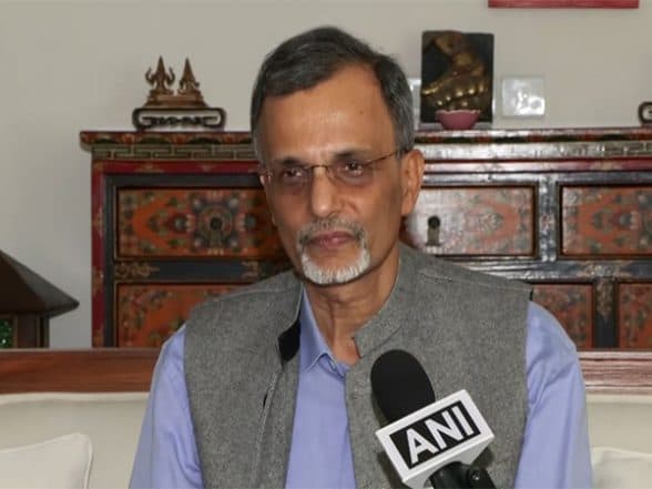 Business News | Silver Linings in Indian Economy Can Offset Impact of US Tariffs: CEA Nageswaran