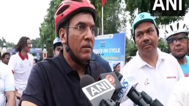 India News | Delhi: Union Minister Mansukh Mandaviya Participates in Fit India Cycle Rally