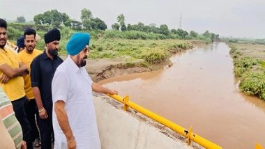 India News | Dera Bassi MLA Reviews Ghaggar River Tiwana Embankment, Assures Residents of Full Preparedness by Admin