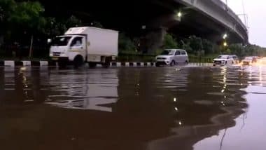 Delhi Rains-Weather Forecast: Heavy Rainfall Lashes Several Parts of National Capital; IMD Predicts ‘Thunderstorm With Rain’ (Watch Videos)