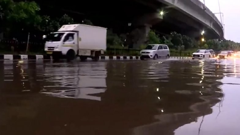 Delhi Rains-Weather Forecast: Heavy Rainfall Lashes Several Parts of National Capital; IMD Predicts ‘Thunderstorm With Rain’ (Watch Videos)