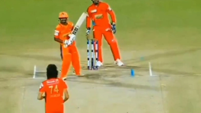 Digvesh Rathi and Ankit Kumar Engage in Mind Games in Delhi Premier League 2025! Left-Hander Smashes LSG Spinner for Back-to-Back Sixes in West Delhi Lions vs South Delhi Superstarz Match (Watch Video)