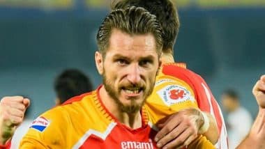 East Bengal Beat Mohun Bagan Super Giant 2-1 in Kolkata Derby; Dimitri Diamantakos' Brace Powers Red and Gold Brigade to Durand Cup 2025 Semi-Finals