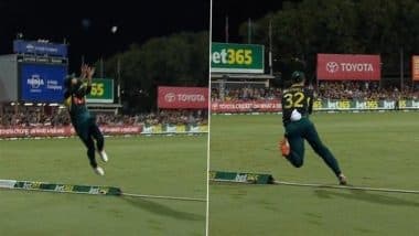 Did Glenn Maxwell's Take A  Legitimate Catch to Dismiss Ryan Rickelton in AUS vs SA 1st T20I 2025?
