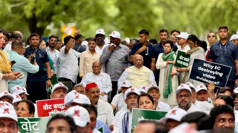 ‘Vote Chori’ March: Mallikarjun Kharge Questions Government’s Intent After Delhi Police Stopped INDIA Bloc’s Protest, Says ‘If They Won’t Let Us Reach Govt Offices, What Are They Afraid of?’