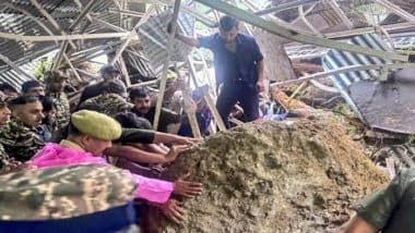 Landslide at Vaishno Devi: Landslide Hits Adhkwari Cave Temple in Jammu and Kashmir, Rescue Operations Underway (See Pics)