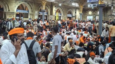 Maratha Quota Protest in Mumbai: Maratha Reservation March Causes Rush at CSMT; Authorities Alerted To Manage Situation, Train Services Slightly Delayed (See Pics)