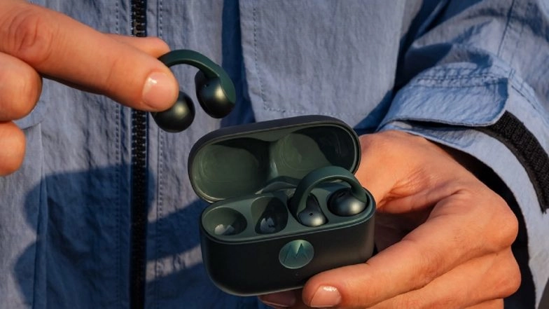 Moto Buds Loop OWS Earbuds Launch Today in India; Check Key Specifications and Features Here