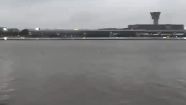 Mumbai Airport Waterlogging: Viral Video Shows Flooding at CSMI Airport, IndiGo and SpiceJet Issue Advisories as Flights Disrupted
