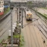 Mumbai Local Train News Updated Today, August 19: Services Between CSMT and Thane on Central Line, Kurla and CSMT on Harbour Line Suspended Due to Waterlogging; Trains Running Normally on Western Line