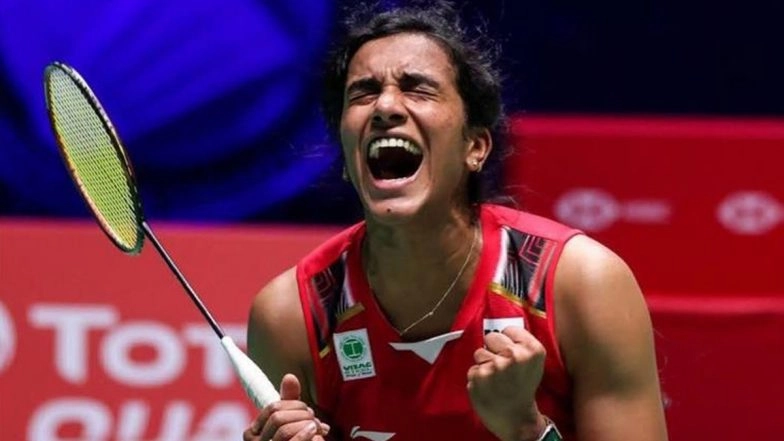 PV Sindhu Advances to Quarterfinals of China Masters 2025, Indian Shuttler Thrashes World No 6 Pornpawee Chochuwong by 21-15, 21-15 in Round of 16