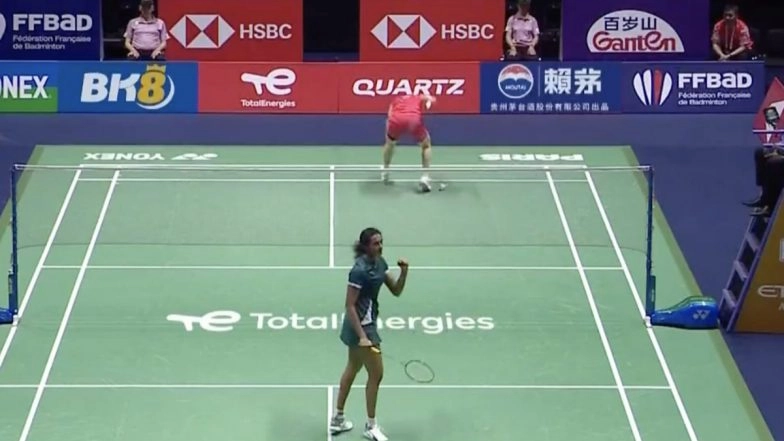 PV Sindhu Enters BWF World Championships 2025 Quarterfinal; Defeats World No 2 China's Wang Zhi Yi In Round of 16 Clash to Qualify For Last Eight