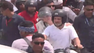 Priyanka Gandhi Rides Pillion With Brother Rahul Gandhi During Voter Adhikar Yatra in Bihar's Darbhanga, Video Surfaces