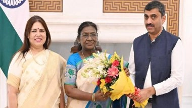 CABI Chairman Mahantesh Kivadasannavar Meets President of India Droupadi Murmu Presents Details of Women’s T20 World Cup 2025 for Blind