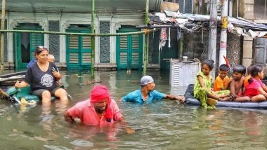 Kolkata Rains: 8 Electrocuted to Death After Incessant Rainfall Paralyses City, CM Mamata Banerjee Blames Sanjiv Goenka-Owned Power Company for Deaths