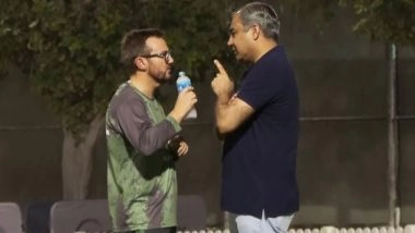 IND vs PAK, Asia Cup 2025: PCB Chairman Mohsin Naqvi Visits Pakistan Training Session, Talks in Length With Head Coach Mike Hesson Ahead of India Clash (Watch Video)