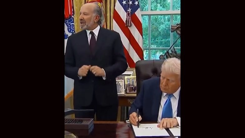 H-1B Visa Update: Donald Trump Signs Order Imposing USD 100,000 Application Fee to Curb Program ‘Overuse’, Push Firms Toward Hiring Americans (Watch Video)