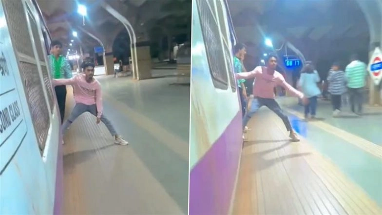 Mumbai Local Train Stunt: Viral Video Shows Boy Attempting To Snatch Commuter’s Phone While Hanging Out of Moving Train