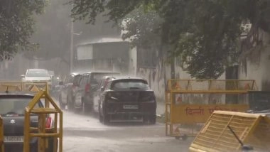 Delhi Rains-Weather Forecast: Rainfall Lashes Several Parts of National Capital; IMD Predicts Cloudy Sky With Light Rain From September 17 to 19 (Watch Videos)