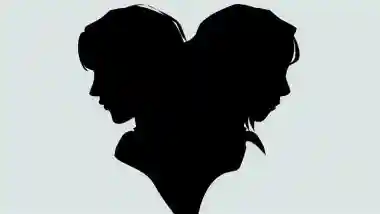 Jabalpur Woman Allegedly Elopes with Sister-in-Law; WhatsApp Chats Reveal Affair