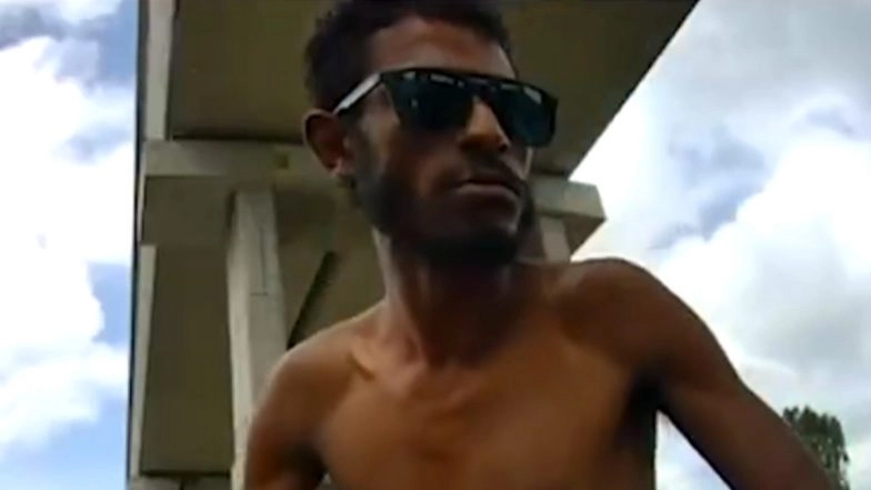 Bengaluru: Semi-Naked Man Creates Chaos on Outer Ring Road, Jumps on Moving Car and Harasses Commuters; Viral Video Prompts Police Action