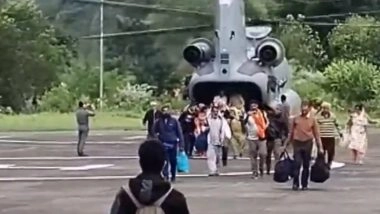 Himachal Pradesh Landslide: IAF Carries Out Rescue Operations of Devotees Stranded in Manimahesh Yatra (Watch Video)