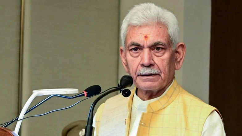 Jammu and Kashmir Records 1.61 Crore Tourists in 2025; LG Manoj Sinha Hails Recovery After Pahalgam Terror Attack and Floods