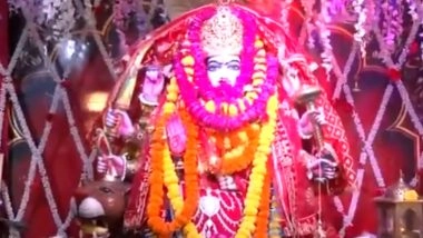 Durga Puja 2025: Devotees Throng Jaipur’s Vaishno Devi Temple on Maha Ashtami To Worship Goddess Mahagauri (Watch Video)