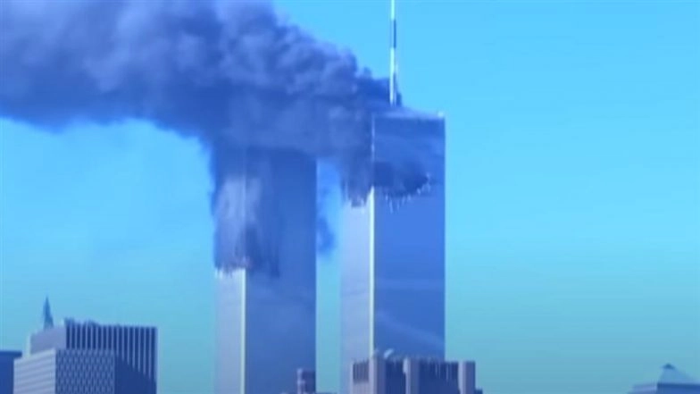 9/11 Attacks: Shocking Videos Show Planes Hitting Twin Towers of World Trade Center and Pentagon on September 11, 2001