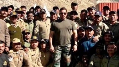 Salman Khan Poses With Soldiers During 'Battle of Galwan' Shoot in Ladakh, Pictures Go Viral Online (View Post)