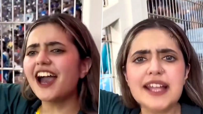 'Pakistan Jitega' Green Shirts Fangirl Left Red-Faced As Abhishek Sharma Smacks First Ball for Six in IND vs PAK Asia Cup 2025 Super 4 Match (Watch Video)