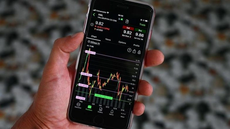 Stocks to Buy or Sell Today, September 24, 2025: Swiggy, Infosys, HCLTech Among Shares That May Remain in Focus on Wednesday