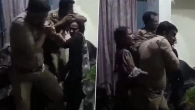 Police Attacked in Hapur: Women Tear Police Uniforms in Uttar Pradesh Village During Arrest Over Viral Gun Video; Case Registered