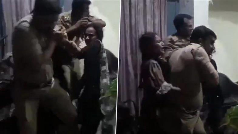 Police Attacked in Hapur: Women Tear Police Uniforms in Uttar Pradesh Village During Arrest Over Viral Gun Video; Case Registered