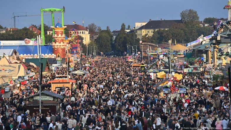 Oktoberfest Overcrowding Sparks Safety Concerns
