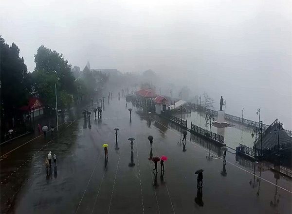 India News | Three Dead in Shimla Landslides Due to Continuous Heavy Rains; Essential Services Disrupted