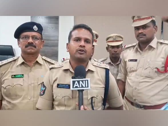 India News | Andhra Pradesh: 3 Apprehended After Inter-district Gang Robs Elderly Woman in Guntur, Rs 13 Lakh Worth Gold Recovered