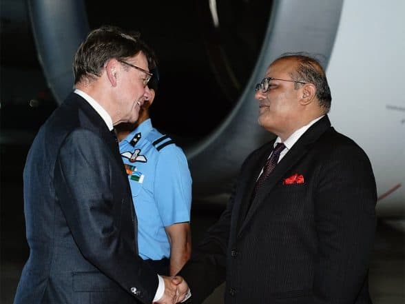 World News | Herzlich Willkommen: German FM Wadephul Arrives in Delhi, to Meet Piyush Goyal, EAM Jaishankar
