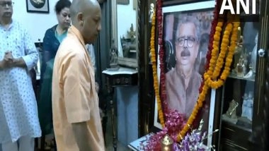 India News | UP CM Yogi Offers Prayers at Hanuman Garhi Temple in Ayodhya