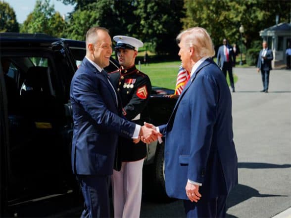 World News | Trump Reaffirms Strong US Military Presence in Poland, Backs Nawrocki