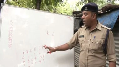 India News | MP Constable Runs Pathshala for Slum Children in Indore