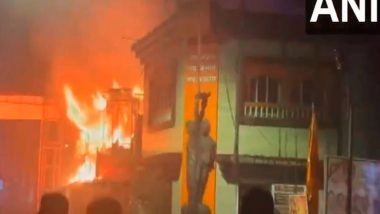 India News | Mumbai: Fire Breaks out at Firecracker Shop in Malad, No Loss of Lives, Says Police