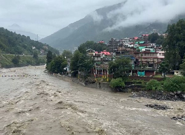 India News | Monsoon Fury in Himachal Wreaks Havoc; Roads, Power Lines Disrupted, Death Toll Climbs to 360